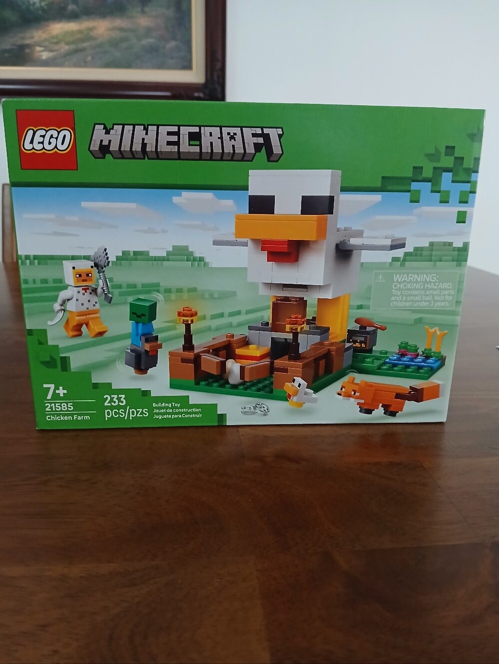 LEGO Minecraft Chicken Farm Set. NWT Ages 7+  233 PCS